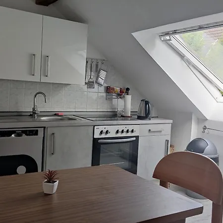 Apart Doppelzimmer Mit Gemeinschaftsbad Daire Bochum